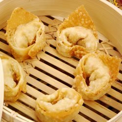 Crabby Cream Cheese Wontons recipe