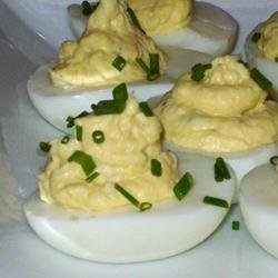 Robey's Blue Crab Deviled Eggs recipe