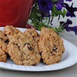 Oatmeal Cherry Walnut Cookies recipe