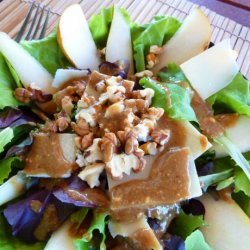 Baby Greens With Pears, Gorgonzola and Pecans recipe
