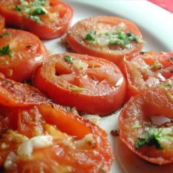 Fried Tomatoes With Garlic (Banadoora Maqliya Ma' Thoom) recipe
