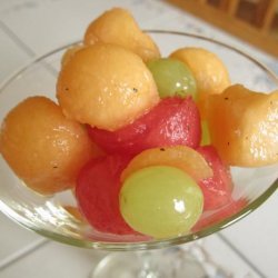 Yellow Melon Muscatel (Melon Salad) recipe