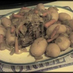 Slow Cooker Easy Pot Roast With Rich Tomato Gravy recipe