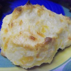 Cheddar-Garlic Biscuits recipe