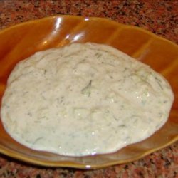 Egyptian Garlic Yogurt Cucumber Salad recipe