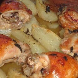 Kotopoulo Skorthato (Lemon Garlic Chicken With Potatoes) recipe