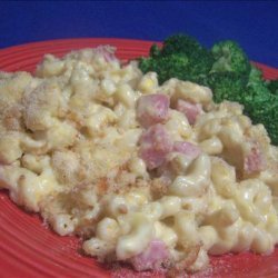 Canadian Living's Macaroni and Cheese With Ham recipe