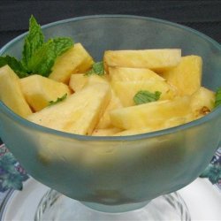 Pineapple in Port (Ananas Em Porto Com Hortela Picada) recipe