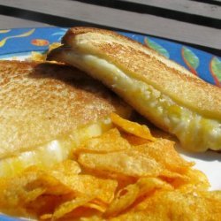 Andrea Spadoni's Deluxe Grilled Cheese recipe