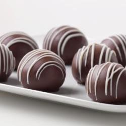 Triple-Chocolate Cookie Balls recipe