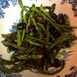 Greek Olive and Asparagus Saute recipe