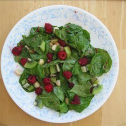Splendid Raspberry Spinach Salad recipe