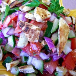 Fatoush (Middle Eastern Salad) recipe