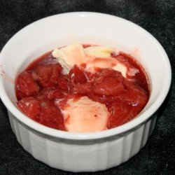 Nif's Simple Strawberry Sauce recipe