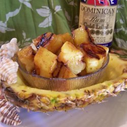 Broiled Pineapple With Rum Sauce recipe