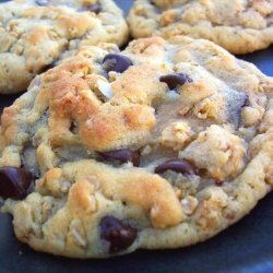 Granola Chocolate Chip Cookies recipe
