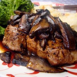 Balsamic Pork Chops With Mushroom recipe