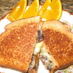 Mushroom and Pepper Cheese Toastie (Grilled Cheese Sandwich recipe