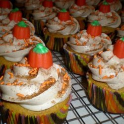 Easy Pumpkin Spice Cupcakes With Cinnamon Cream Cheese Frosting recipe