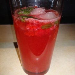 Raspberry Cooler (Non-Alcoholic Beverage) recipe