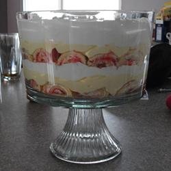 Easy Valentine's Day Trifle recipe