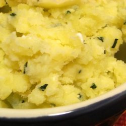 Cream Cheese and Chive Mashed Potatoes (Low-Fat) recipe
