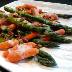 Glazed Asparagus & Carrots With Pecans recipe