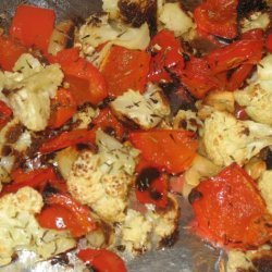 Roasted Cauliflower With Garlic & Red Peppers recipe