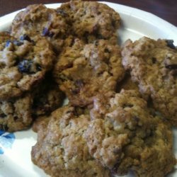 Dried Cranberry-Walnut Oatmeal Cookies recipe