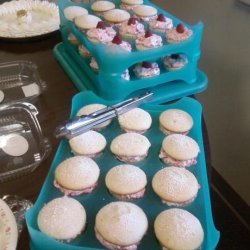 Raspberry Cream Cupcakes recipe