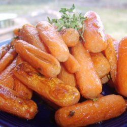 Roasted Dutch Carrots With Honey and Thyme recipe
