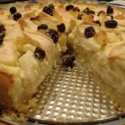 Rahmapfelkuchen (Apple and Rum Custard Cake) recipe