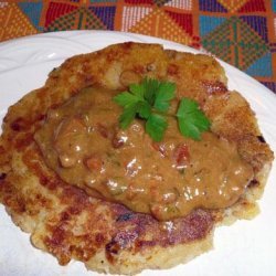 Ecuadorean Potato Cakes With Peanut Sauce (Llapingachos) recipe