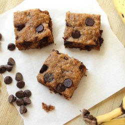 Quick and Easy Chocolate Chip Bars recipe