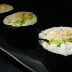 Spicy Tuna Salad Sushi Roll recipe
