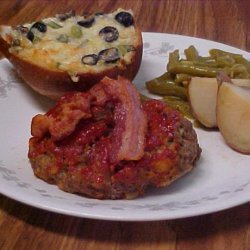 Baby Meatloaves With Bacon Crisps recipe