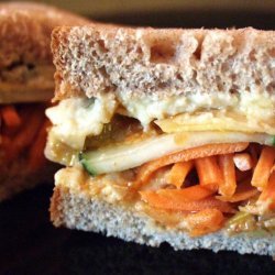 Lunchbox Hummus Vegetable Sandwich recipe