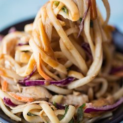 Chicken and Noodles With Peanut Sauce recipe