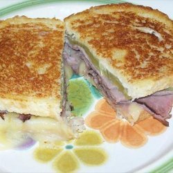 Grilled Roast Beef and Melted  Pepper Jack Cheese Sandwich recipe