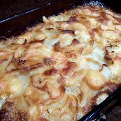 Gratin Dauphinois (Cheese / Cream Potatoes) recipe