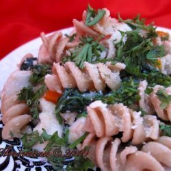 Bow-Tie Pasta With Chicken & Spinach recipe