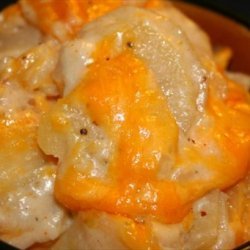 Cheesy Scalloped Potatoes (Calorie-Trimmed) recipe
