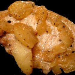 Pork Chops With Garlic and Apples in Wine recipe