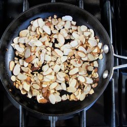 Rice with Almonds and Raisins recipe