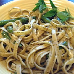 Le Cirque's Fettuccine With Green Beans and Basil recipe