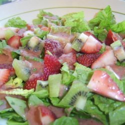 Greens With Strawberries and Kiwi (Ww) recipe