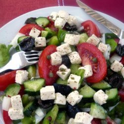 Xoriatiki (Greek  Village  Salad) recipe