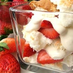 Strawberries and Cream Trifle recipe
