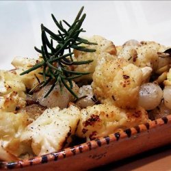 Roasted Cauliflower & Roasted Garlic With Pearl Onions recipe