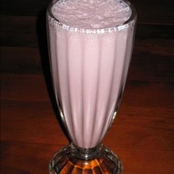 Healthy Strawberry Milkshake recipe